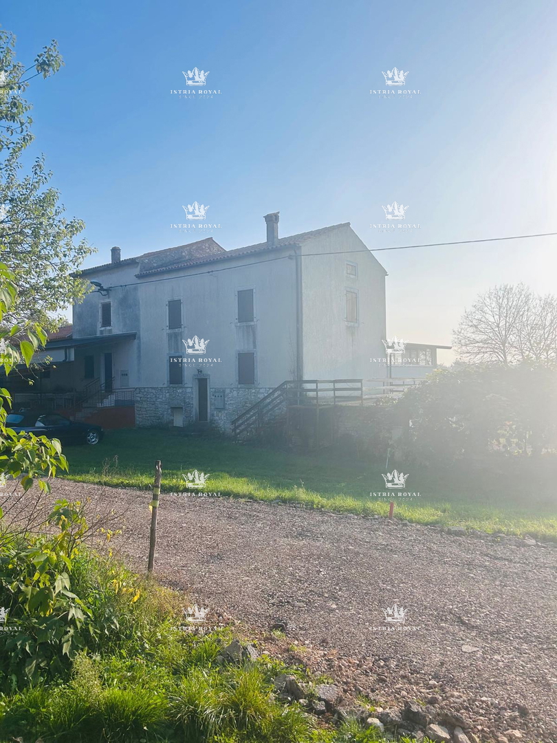 Hiša z razgledom na morje na območju Istre – 170 m² bivalne površine na 665 m² zemljišča | Cena: 250.000 €